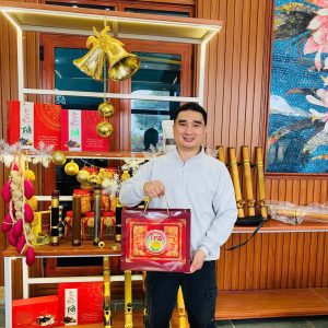 Alternative view of SÉT QUÀ TẶNG CAO CẤP CHÈ ĐINH THƯỢNG HẠNG