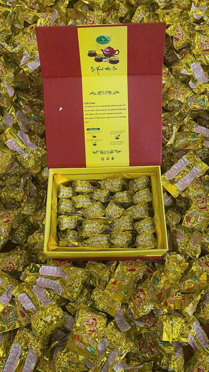 SÉT QUÀ BIẾU TẶNG TÔM NÕN LOẠI 1 - 200G